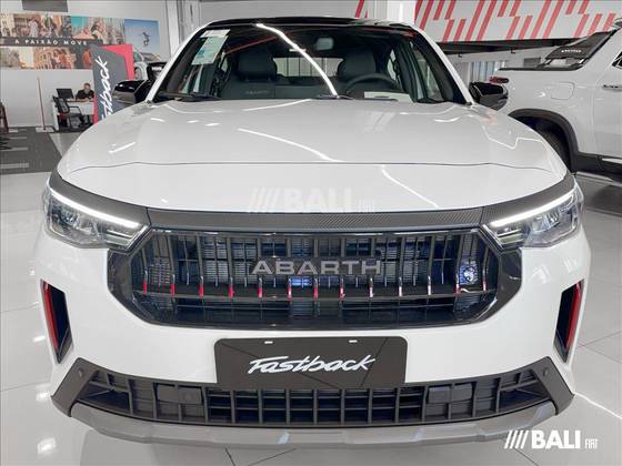 FIAT FASTBACK 1.3 TURBO 270 FLEX ABARTH AT6 FIAT FASTBACK 1.3 TURBO 270 FLEX ABARTH AT6